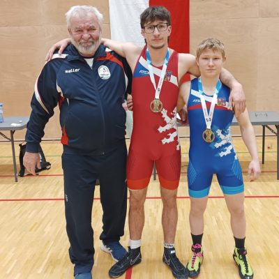 Zápasníci Filip Bartošík a Jakub Šimčík jsou noví mistři republiky v královské kategorii mužů