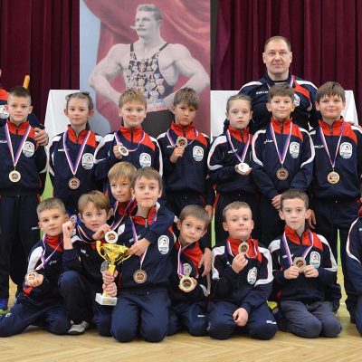 uspesne-druzstvo-ts-sokol-hodonin-s-trenery-milanem-harcou-a-jirim-bajakem